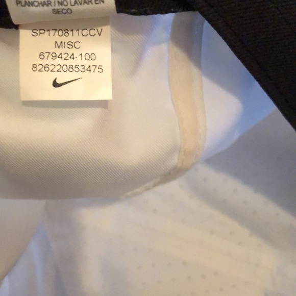 Women’s Featherflight Dri-Fit hat - Picture 7 of 8